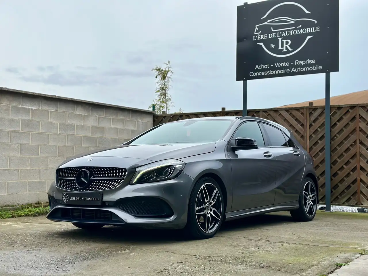 Mercedes-Benz A 180